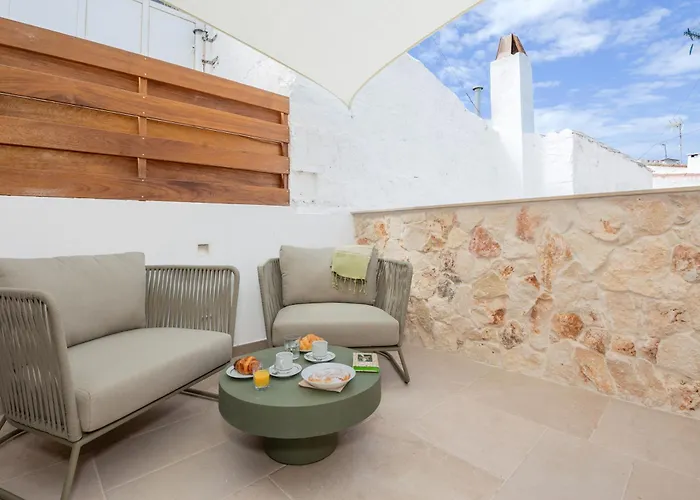 Ses Sis Roses מלון